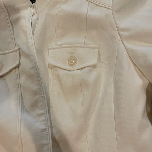 WHBM White Blazer Size 2 - Picture 3 of 4